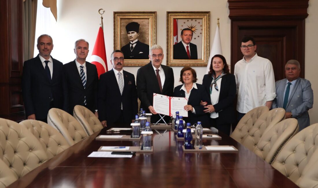 Fatih Mahallesi’ne yeni sağlık merkezi geliyor İnegöl Fatih Mahallesi’nde hayırsever Bilge Arıç tarafından yaptırılacak 7 birimli