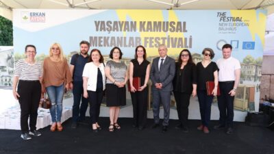 Bursa'da düzenlenen "Yaşayan Kamusal Mekanlar Festivali", sanat, mimarlık ve kent