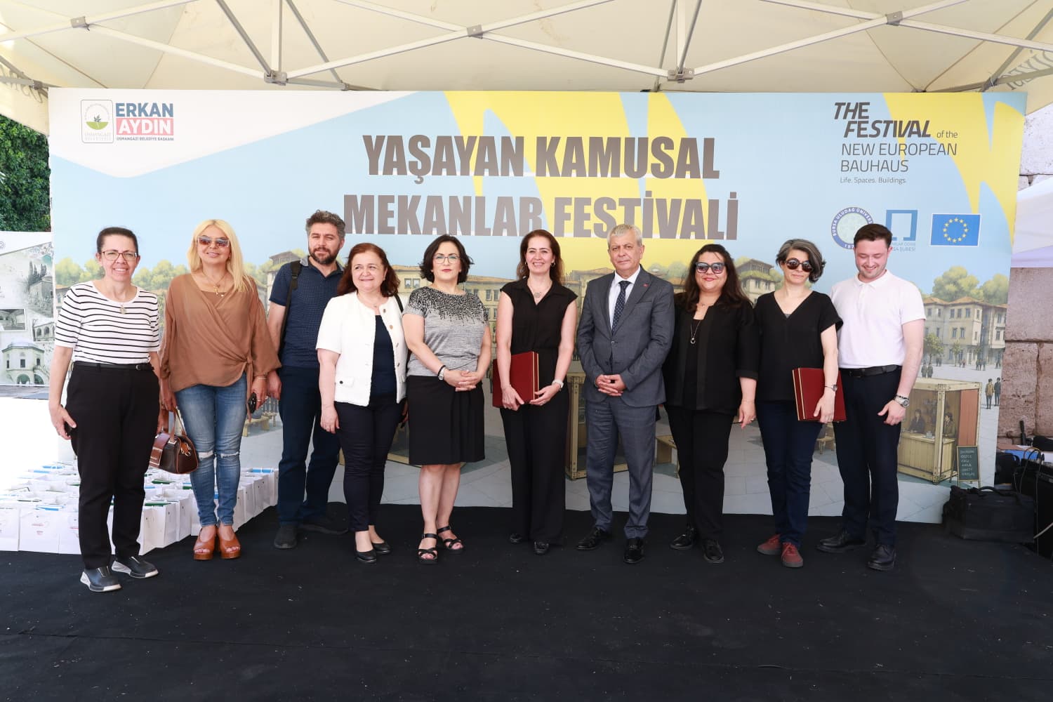 Bursa'da düzenlenen "Yaşayan Kamusal Mekanlar Festivali", sanat, mimarlık ve kent
