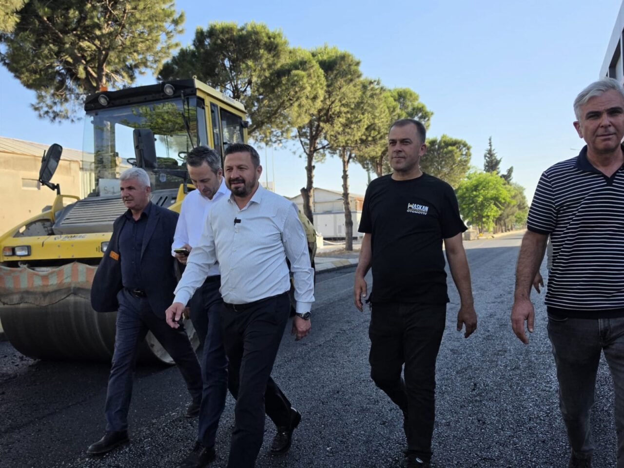 Aydemir sözünü tuttu, esnaf bağrına bastı… 3 Bülten Medya -