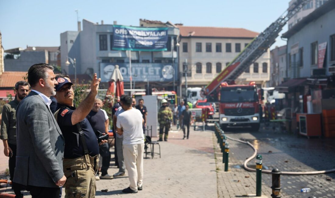 Büyükşehir ekipleri facianın önüne geçti Bursa'nın Kayhan Mahallesi'nde çıkan iş yeri yangınına 34 personel ve