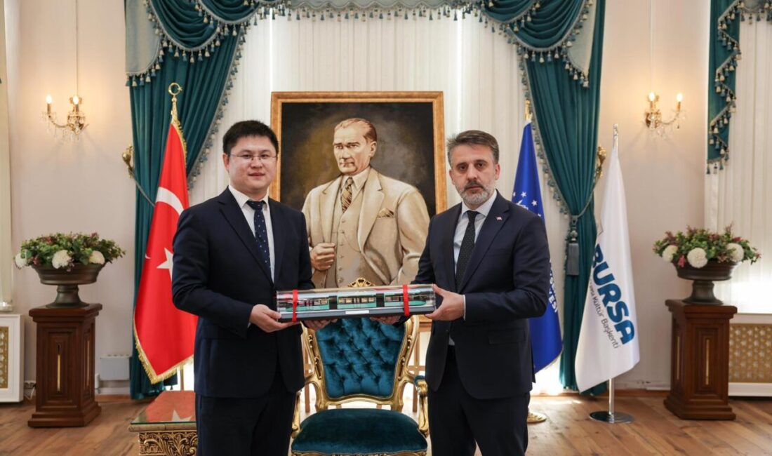 BursaRay’da yeni dönem! Seferler sıklaşacak Bursa Büyükşehir Belediyesi, BursaRay filosuna 20 yeni hafif raylı sistem