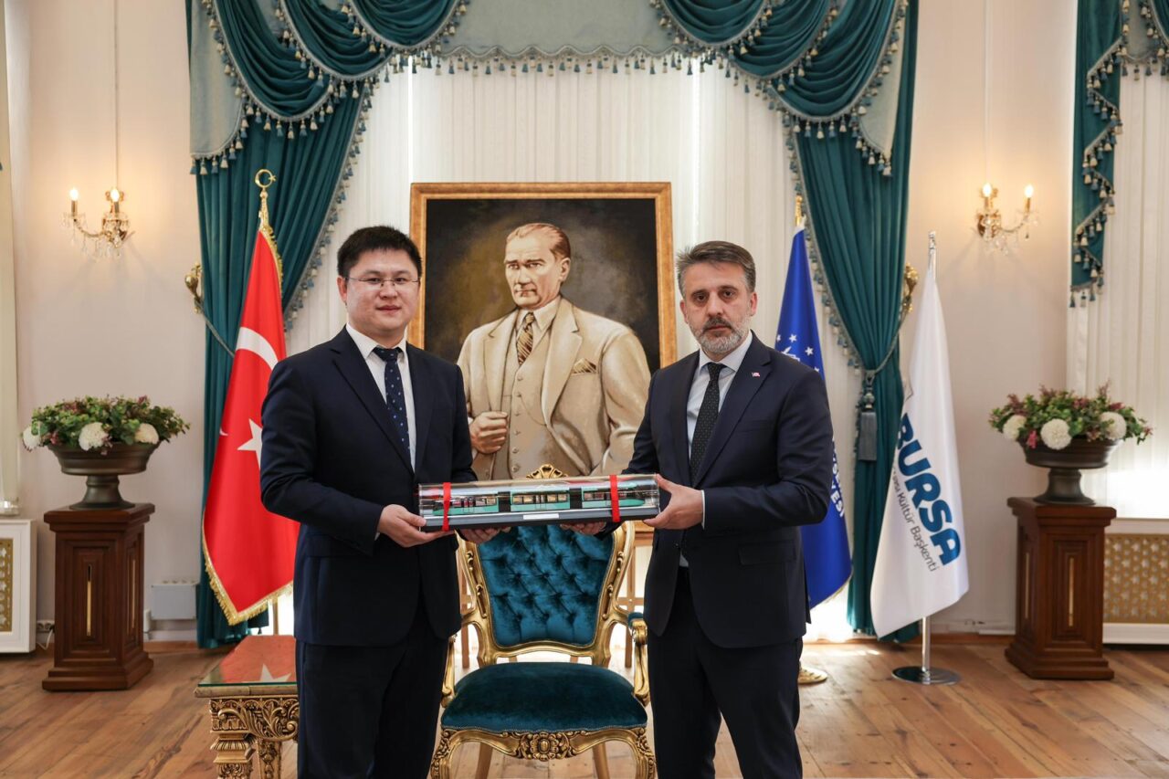Bursa Büyükşehir Belediyesi, BursaRay filosuna 20 yeni hafif raylı sistem