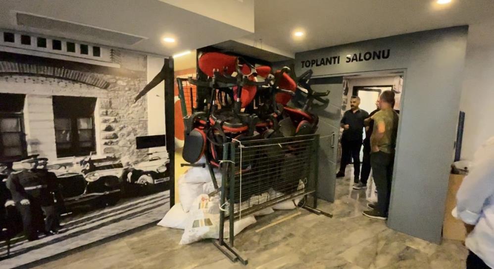 CHP Bursa İl Başkanı Yeşiltaş'ın görevden alınıp yerine Turgut Özkan'ın