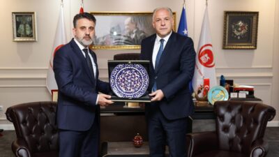 Osmanlı Devleti'nin savaş meydanında şehit olan ilk ve tek padişahı