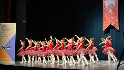 Bursa Büyükşehir Belediyesi'nin Kültür Fabrikası projesinde kış dönemi tamamlandı. 300
