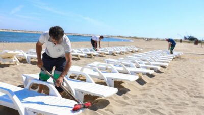 Bursa Büyükşehir Belediyesi, yaz sezonu öncesi 24 halk plajında kum