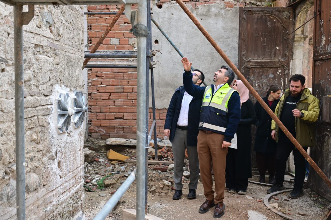 Yıldırım Belediyesi, Kurtoğlu Mahallesi'ndeki metruk halde bulunan tescilli kilise yapısını