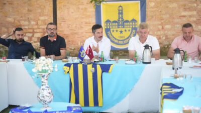 Profesyonelliğe Geçiş Ligi öncesi Yenişehir Belediyespor'un yeni yönetimi ilk toplantısını