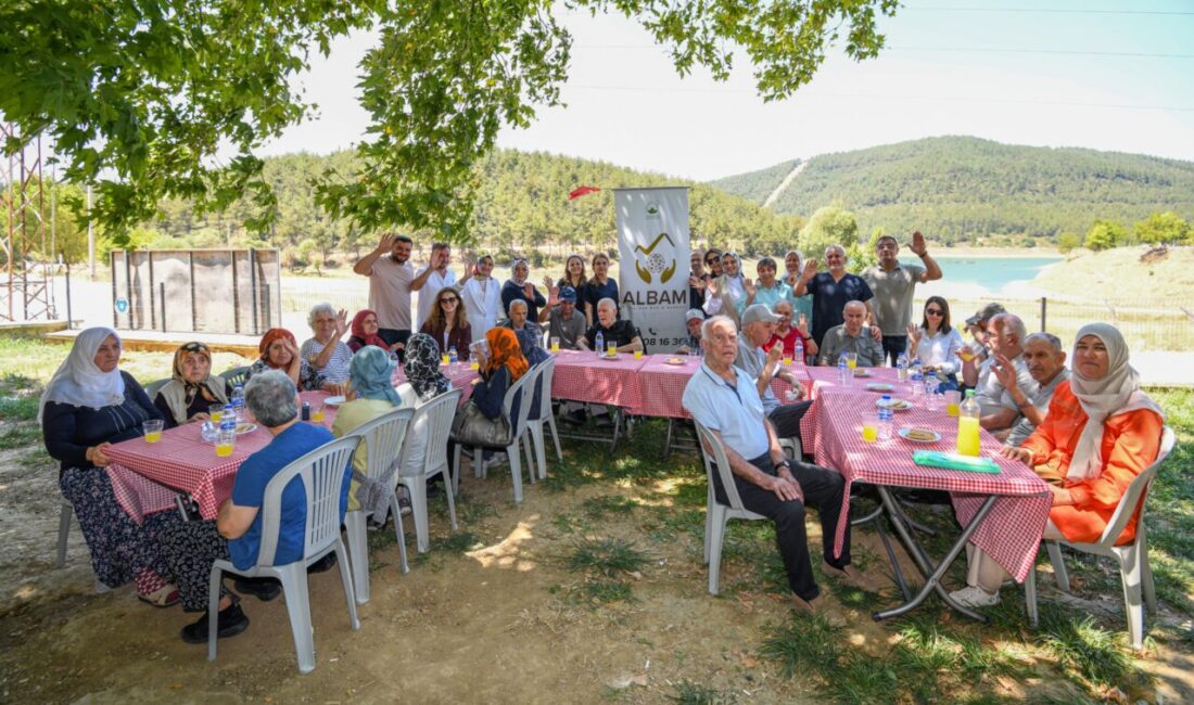 ALBAM Üyelerine Doğayla İç İçe Moral Günü Osmangazi Belediyesi, Alzheimer Gündüz Bakım Evi (ALBAM) üyelerini Demirtaş Mesire