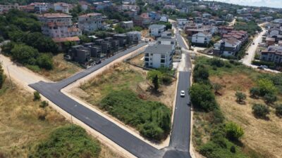 Nilüfer Belediyesi, yol yapım ve asfalt çalışmalarını hız kesmeden sürdürüyor.