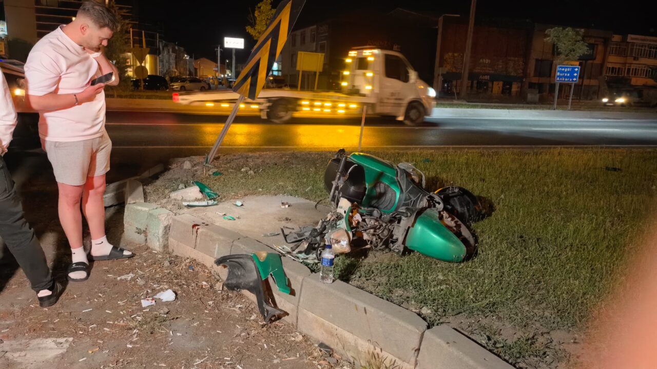 İnegöl'de feci motosiklet kazası 2 Bülten Medya -