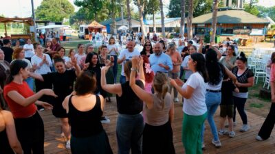 Özhan Marketler Zinciri'nin geleneksel personel pikniğinde yaklaşık 1000 çalışan ve
