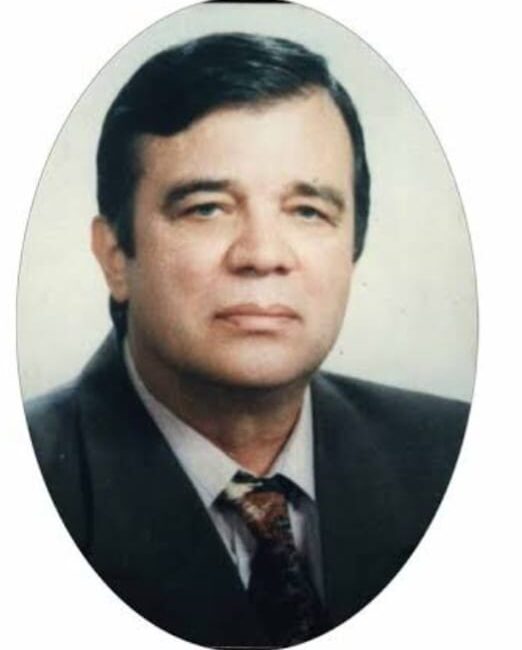 Karacabey’i üzüntüye boğdu. Belediye Başkanlığı süresince Karacabey’e sağladığı hizmetler ile dönemine damga vuran