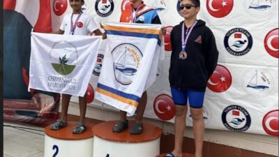 Osmangazi Belediyespor Yüzme Takımı, 39. Prens Adaları Yüzme Yarışları'nda kazandığı
