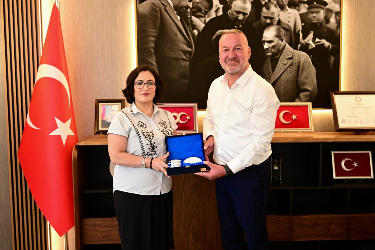 İşi ehline vermek. 4 Bülten Medya -