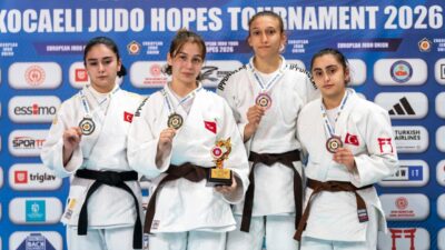 Osmangazi Belediyespor altyapısından yetişen milli judocular, Kocaeli'de düzenlenen Yıldızlar Avrupa