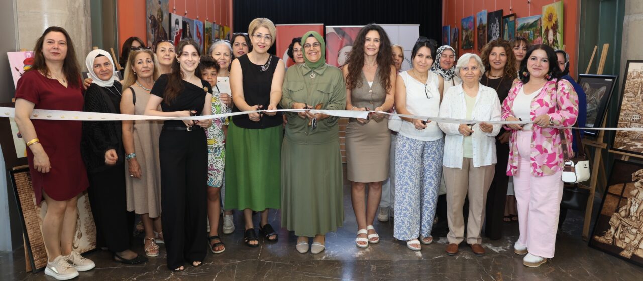 Osmangazi Belediyesi Meslek Edindirme Kursları (OSMEK) Elmasbahçeler Kurs Merkezi kursiyerlerinin