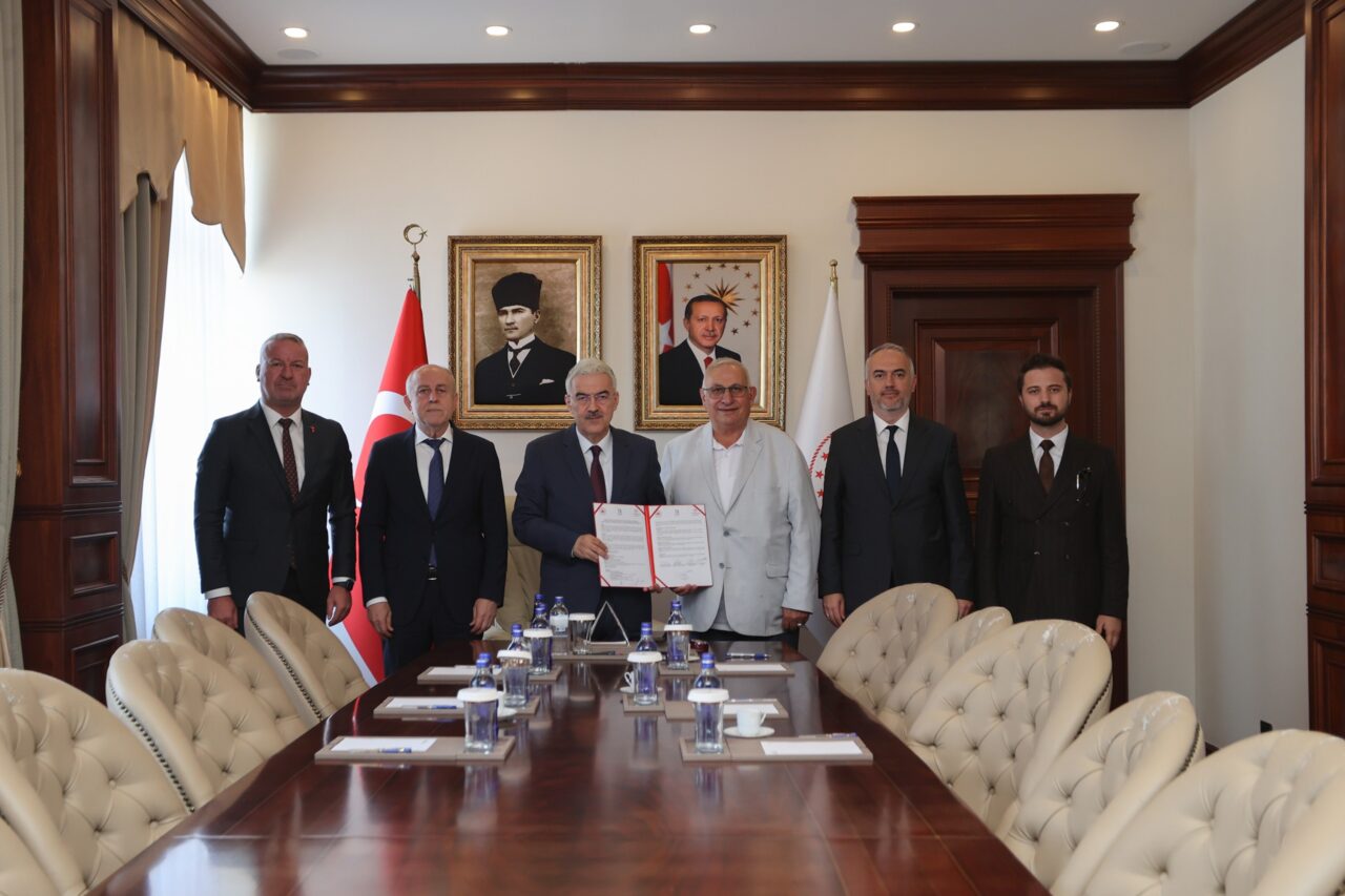 Karacabey Emirsultan Mahallesi’nde hayırsever Osman Bektaş tarafından yaptırılacak 5 birimli