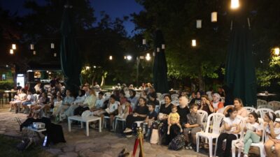 Osmangazi Belediyesi, yaz tatilini renklendiren açık hava sinema etkinlikleriyle çocukları