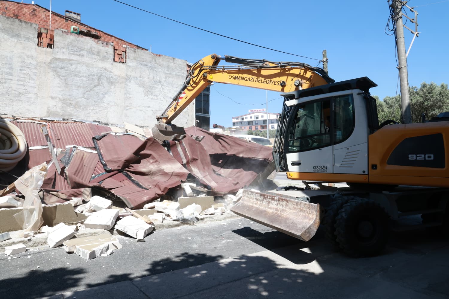 Osmangazi Belediyesi, Hamitler Mahallesi'nde imar mevzuatına aykırı olarak inşa edilen