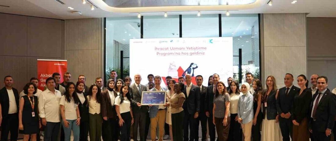 Akbank Gençlik Akademisi tarafından bu yıl ilk kez hayata geçirilen