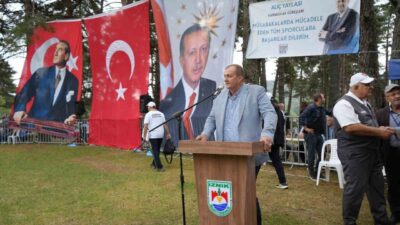 İznik, Elmalı Mahallesi Alıç Yaylası Karakucak Güreşleri muhteşem bir katılım