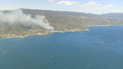 Yalova’nın Armutlu ilçesi Kapaklı köyü hattında orman yangını meydana geldi.