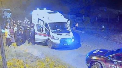 İstanbul’un Arnavutköy ilçesinde eşi ve yeğeniyle yürüyüş yapan kadına çarpan