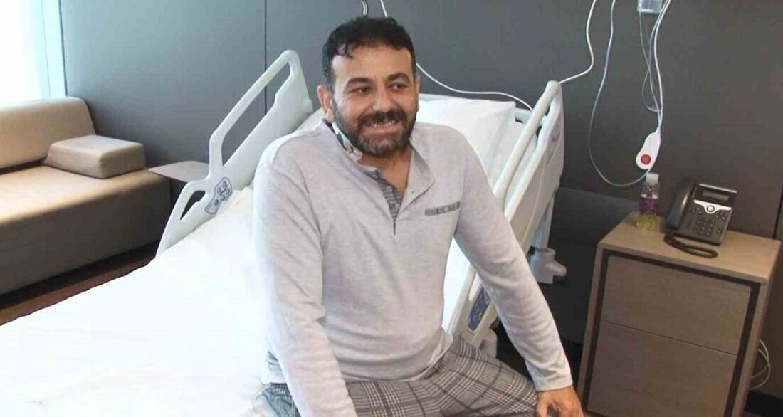 Avrupa’da 8 ameliyat geçirdi, Türkiye’de yapay mesane ile sağlığına kavuştu Fransa’da yaşayan 49 yaşındaki Orhan Polat, yıllar önce geçirdiği iş
