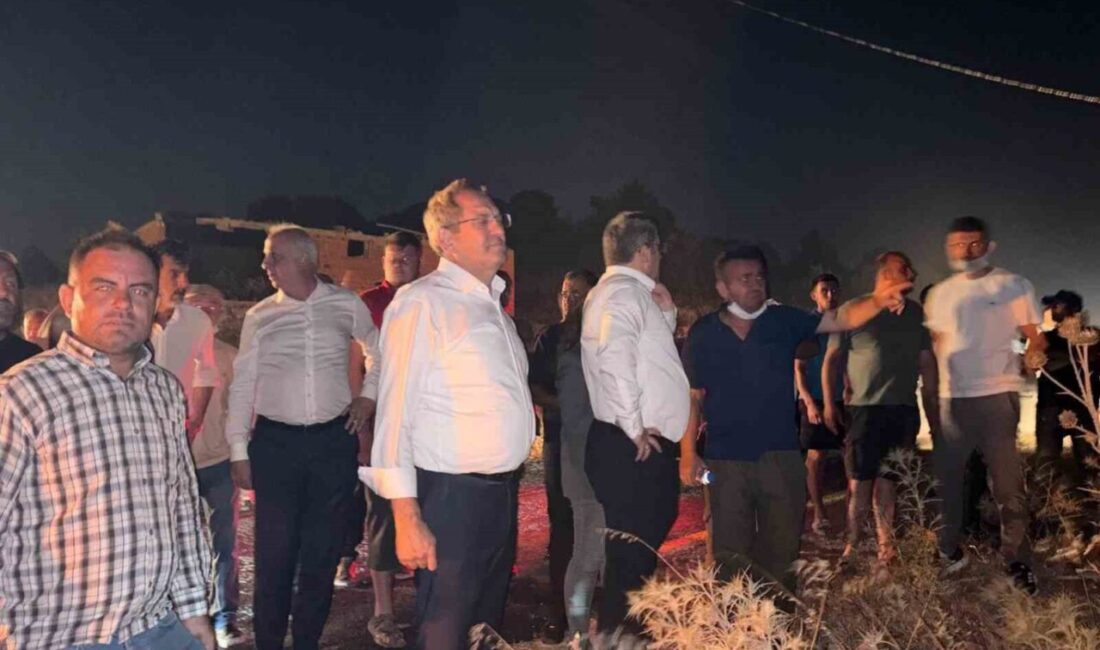 Ayvalık Belediye Başkanı Mesut Ergin: “Yangınla mücadele aralıksız sürüyor” Balıkesir’in Gömeç ilçesinde başlayan ve Ayvalık’ın Bağyüzü Mahallesi çevresine sıçradıktan
