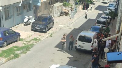 İstanbul Bağcılar’da düzenlenen silahlı saldırıda işyeri sahibinin oğlu yaralandı. Yaralı