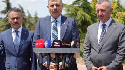 İçişleri Bakanı Mustafa Çiftçi, çeşitli ziyaretler için geldiği Kocaeli’de Büyükşehir