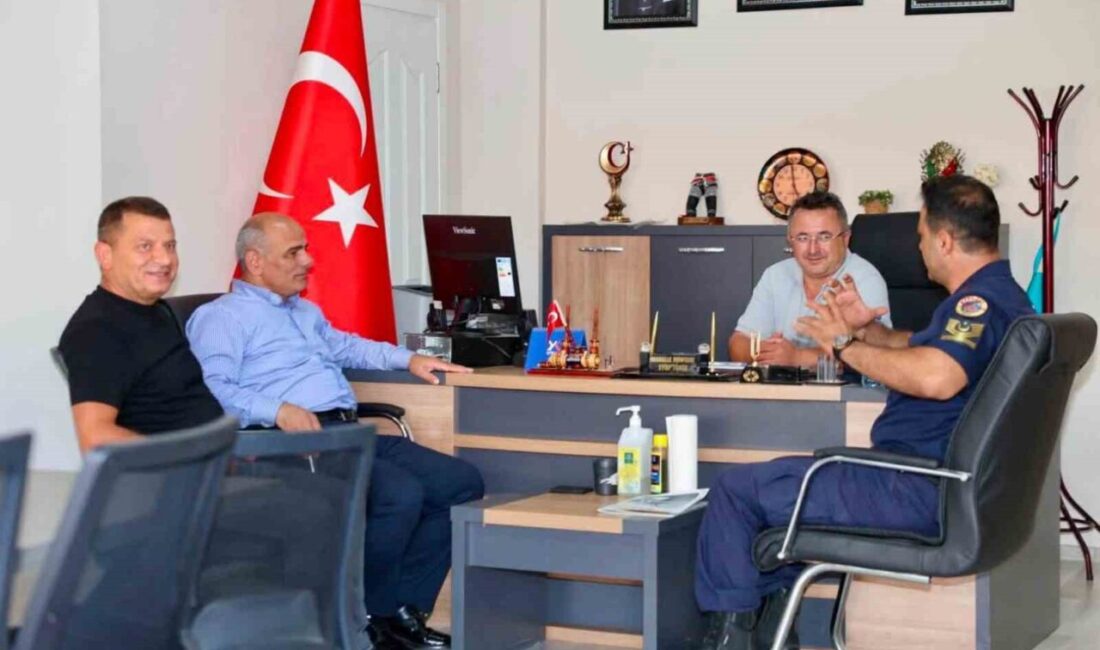 Körfez Belediye Başkanı Şener Söğüt, Sevindikli ve Kutluca mahallelerinde vatandaşlarla