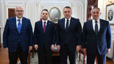 Bilecik Valisi Faik Oktay Sözer, AK Parti Bilecik Milletvekili Halil