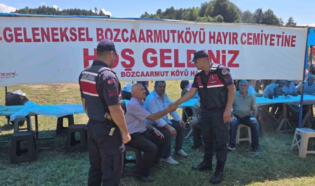 Bilecik’te 720 vatandaşa dolandırıcılık uyarısı Bilecik’in Pazaryeri ilçesinde 720 vatandaş dolandırıcılık konusunda uyarıldı. Edinilen bilgilere