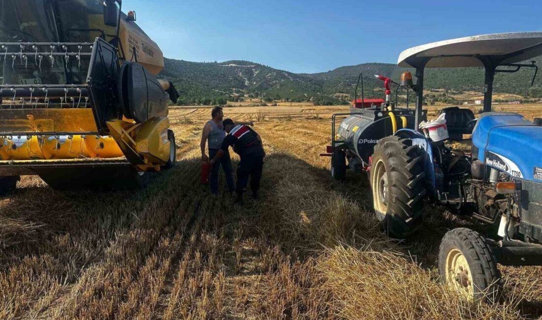 Bilecik’te biçerdöver operatörlerine yangın eğitimi Bilecik’te biçerdöver operatörlerine yangın eğitimi verildi. Bilecik İl Jandarma Komutanlığı
