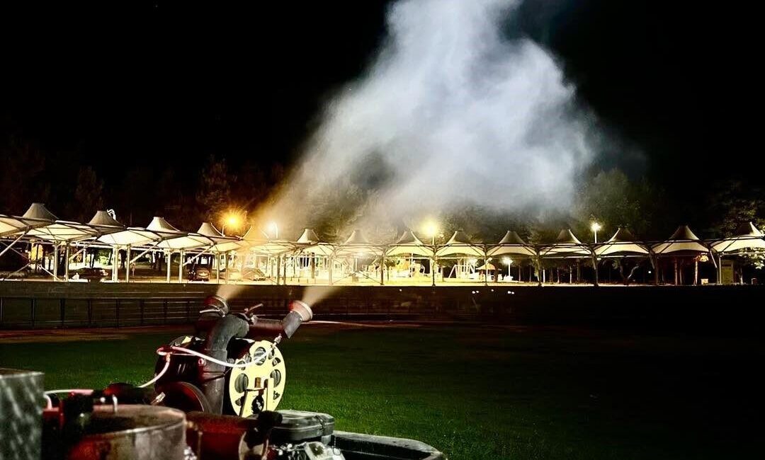 Bilecik’in Söğüt ilçesinde gece saatlerinde sivrisinek, karasinek ve haşerelere yönelik