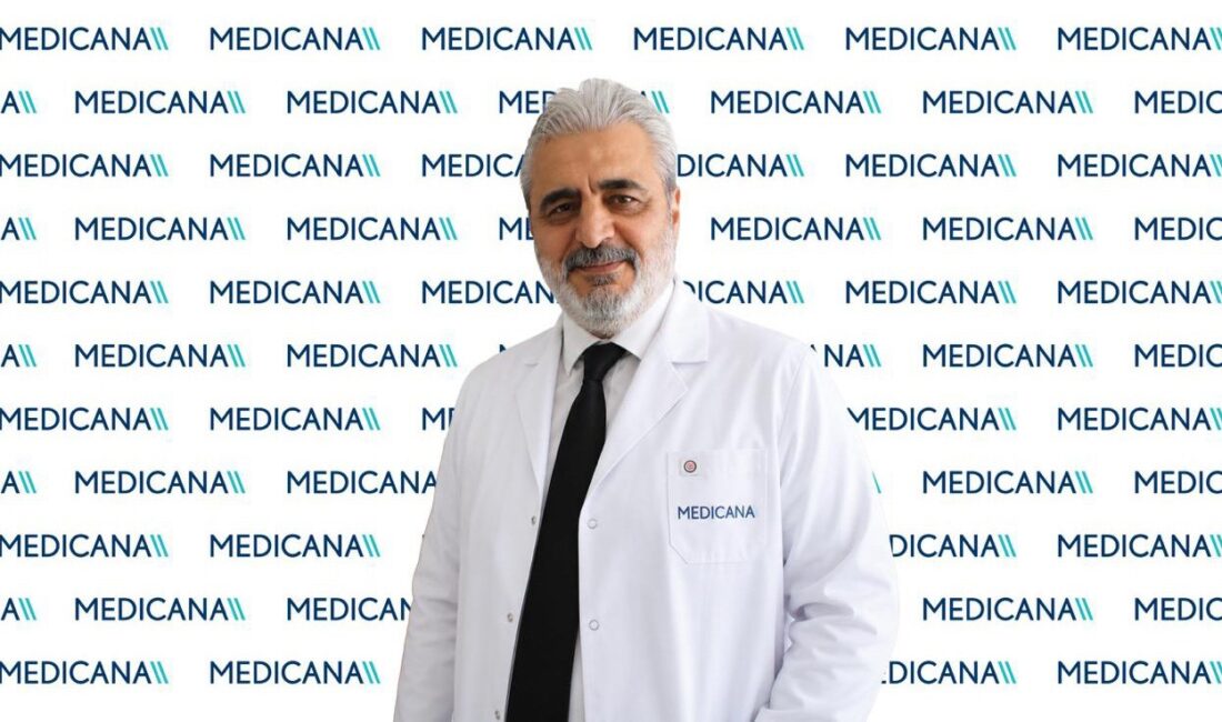 Böbrek yetmezliği her yaşta görülebilir Nefroloji Uzmanı Dr. Hüseyin Çelik, böbrek hastalıklarının toplumda giderek daha