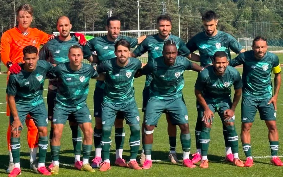 Bursaspor, Düzce Topuk Yaylasındaki üçüncü hazırlık maçında Esenler Erokspor’u 2-0