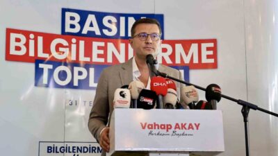 Çerkezköy Belediye Başkanı Vahap Akay, CHP’den istifa ettiğini açıkladı. CHP’li