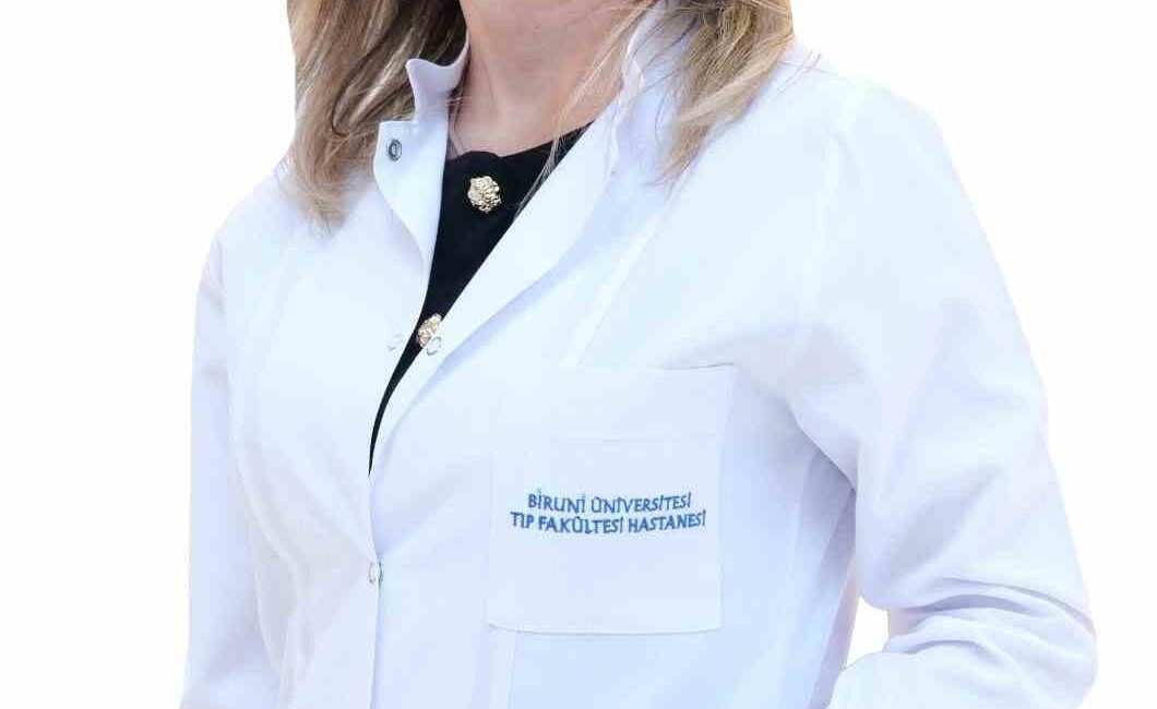 Biruni Üniversitesi Tıp Fakültesi Hastanesi Nöroloji Uzmanı Doç. Dr. Demet