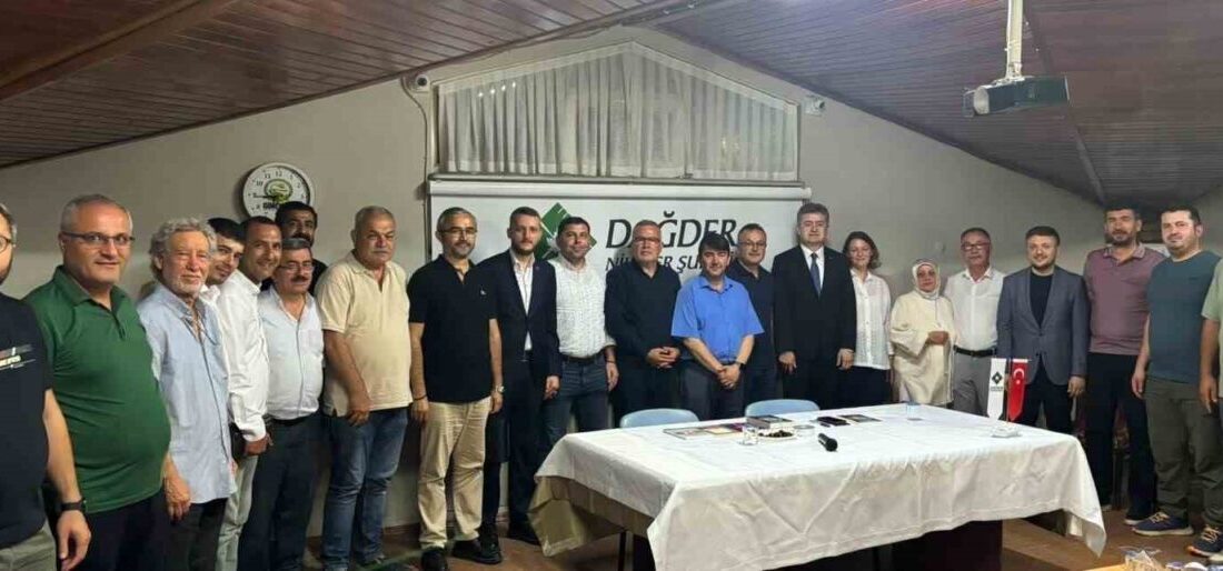 DAĞDER Nilüfer’de “Dağ Yöresi Yazar Buluşmaları” Mustafa Doğru ile başladı DAĞDER Nilüfer Şubesi, dağ yöresinin kültürel değerlerini, edebî birikimini ve