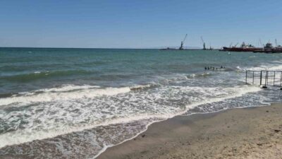 Marmara Denizi’nde etkisini artıran poyraz, Tekirdağ’da deniz ulaşımını olumsuz etkiledi.