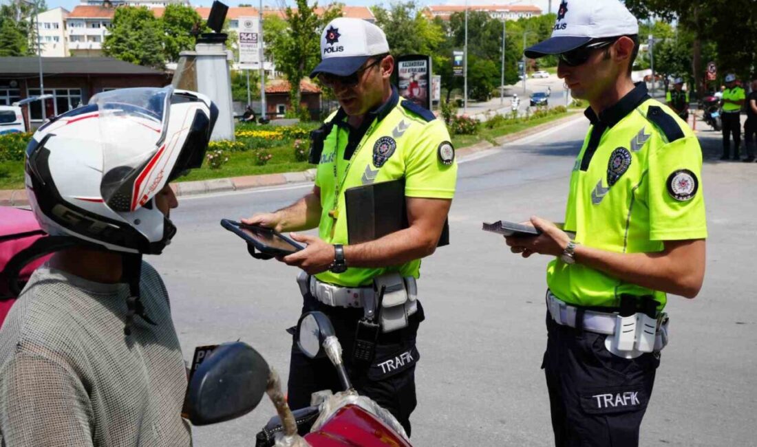 Edirne Emniyeti’nden motosiklet kazalarına karşı eğitim hamlesi Edirne’de İl Emniyet Müdürü Muhittin Ayhan’ın da katılımıyla Trafik Denetleme