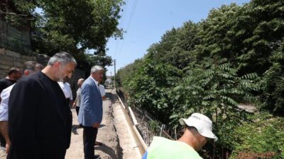 Dilovası ilçesindeki Eynerce Deresi çevresinin düzenlenerek mesire ve yürüyüş alanına