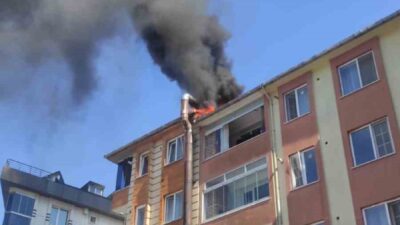 İstanbul Eyüpsultan’da 4 katlı binanın giriş katında bulunan ekmek fırınının