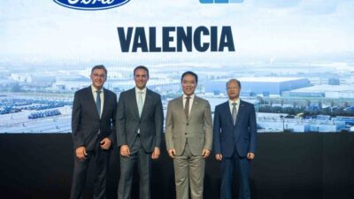 Ford ve Geely Auto, Ford’un Valencia, İspanya’daki fabrikasında Ford ve