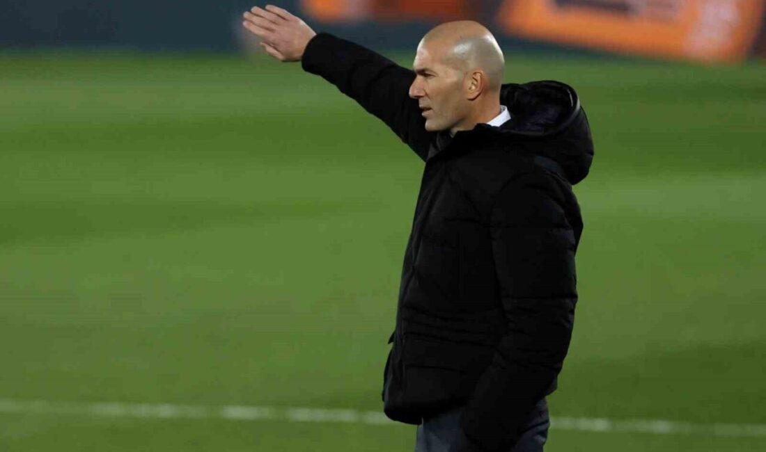 Fransa Milli Takımı’nda teknik direktörlük görevine Zinedine Zidane’ın getirildiği açıklandı.