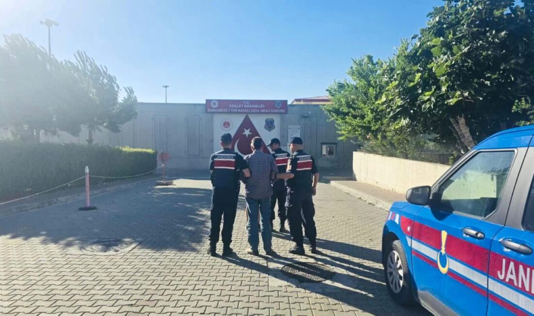 Gömeç yangınına ilişkin 2 tutuklama Balıkesir Valiliği, Gömeç’te 3 gündür süren yangına dair 2 kişinin